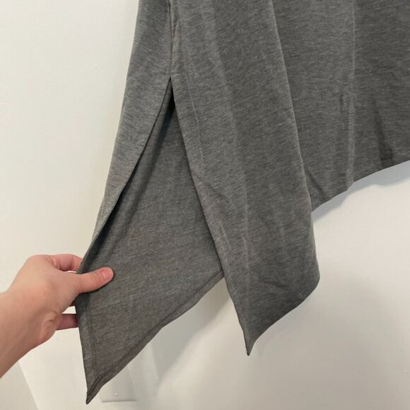 NEW NWT TORRID 3 Plus Size Asymmetrical Terry Active Sweatshirt Gray Long Sleeve - Picture 11 of 16